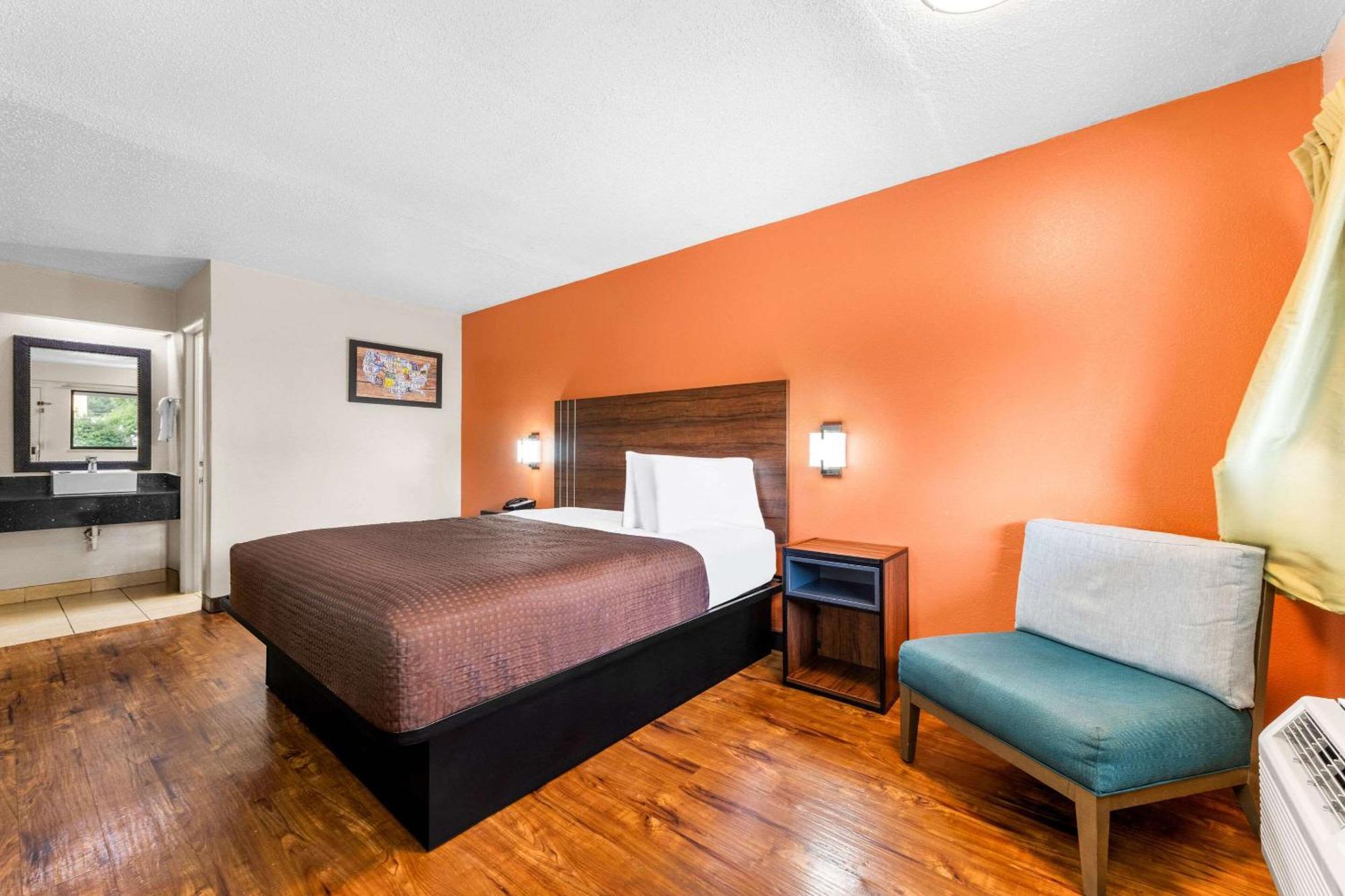 Econo Lodge Charlotte Airport Buitenkant foto
